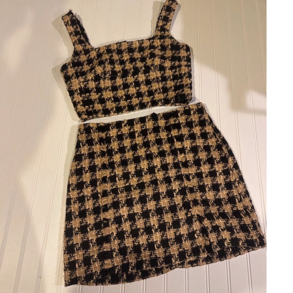 House of Harlow 1960 Tweed Houndstooth Matching Set Crop Top & Skirt Tan Black S